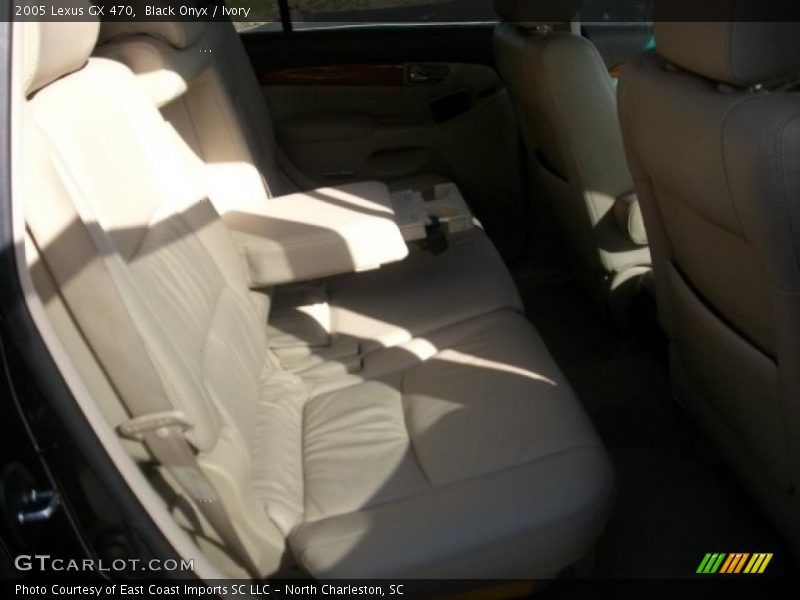 Black Onyx / Ivory 2005 Lexus GX 470