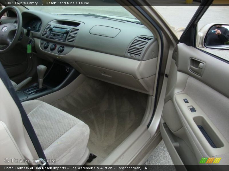 Desert Sand Mica / Taupe 2002 Toyota Camry LE