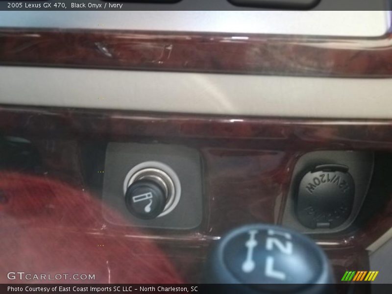 Black Onyx / Ivory 2005 Lexus GX 470