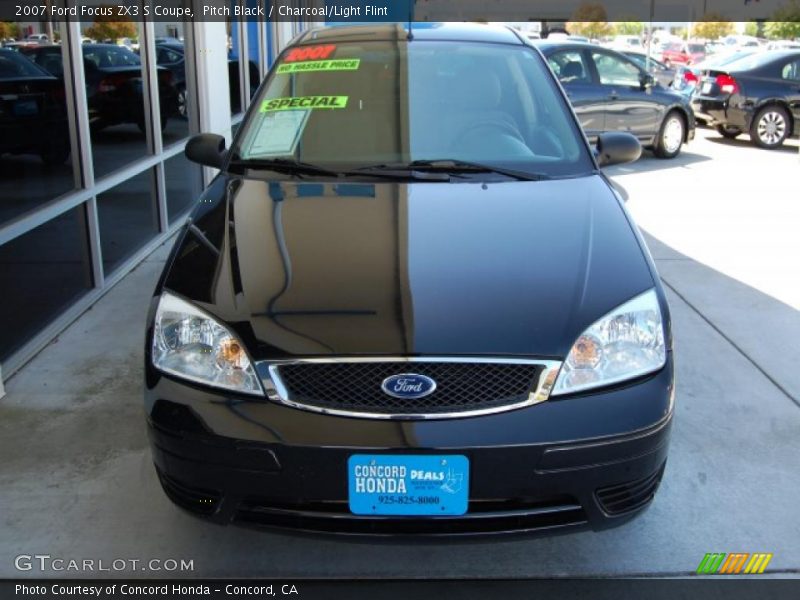 Pitch Black / Charcoal/Light Flint 2007 Ford Focus ZX3 S Coupe