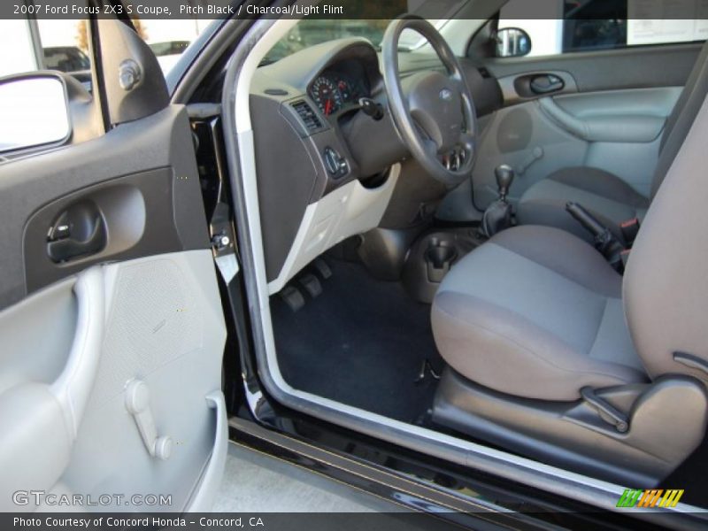 Pitch Black / Charcoal/Light Flint 2007 Ford Focus ZX3 S Coupe