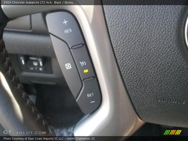 Black / Ebony 2009 Chevrolet Avalanche LTZ 4x4