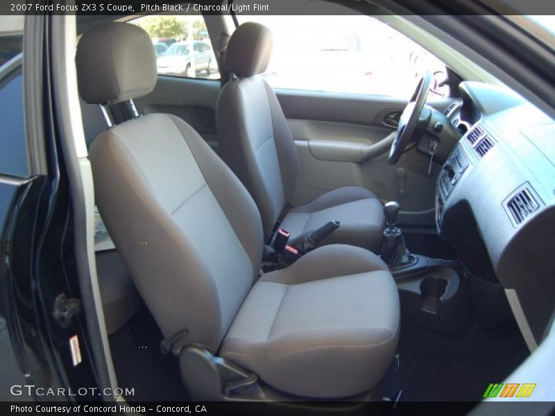 Pitch Black / Charcoal/Light Flint 2007 Ford Focus ZX3 S Coupe