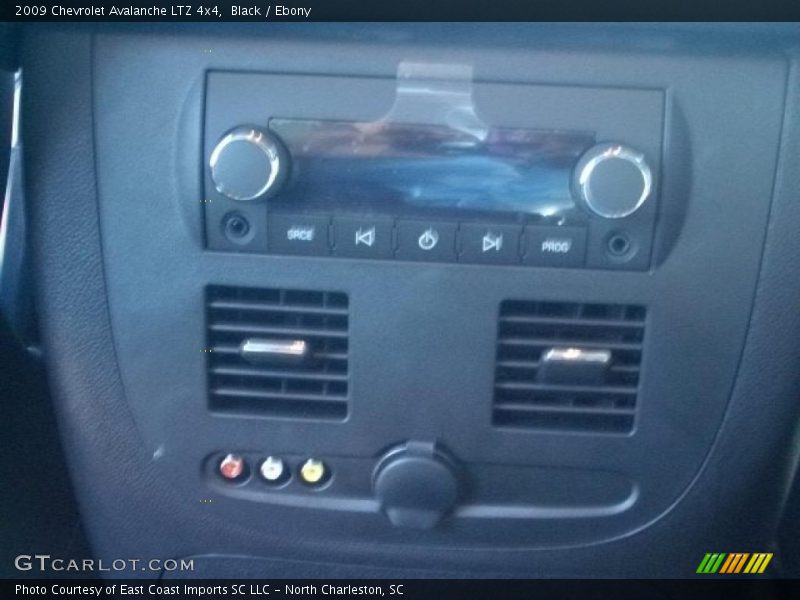 Black / Ebony 2009 Chevrolet Avalanche LTZ 4x4