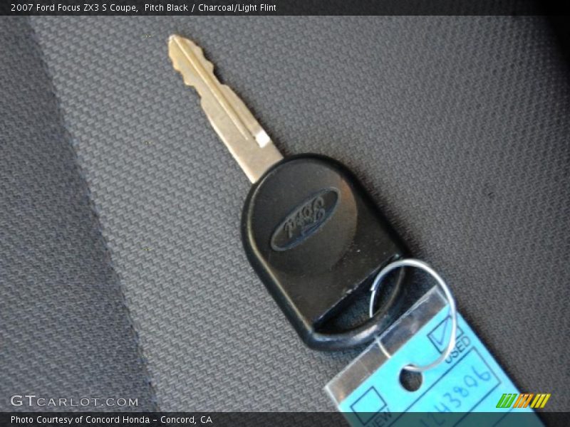 Pitch Black / Charcoal/Light Flint 2007 Ford Focus ZX3 S Coupe