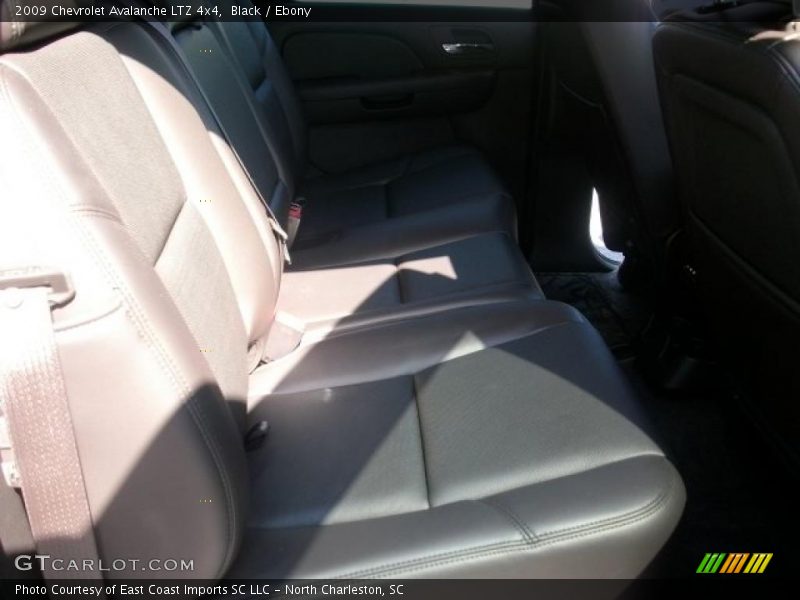 Black / Ebony 2009 Chevrolet Avalanche LTZ 4x4