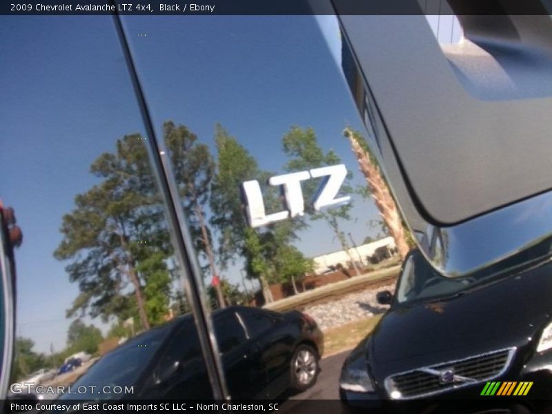 Black / Ebony 2009 Chevrolet Avalanche LTZ 4x4