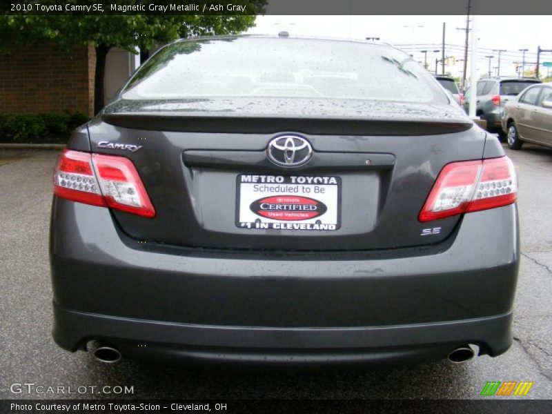 Magnetic Gray Metallic / Ash Gray 2010 Toyota Camry SE