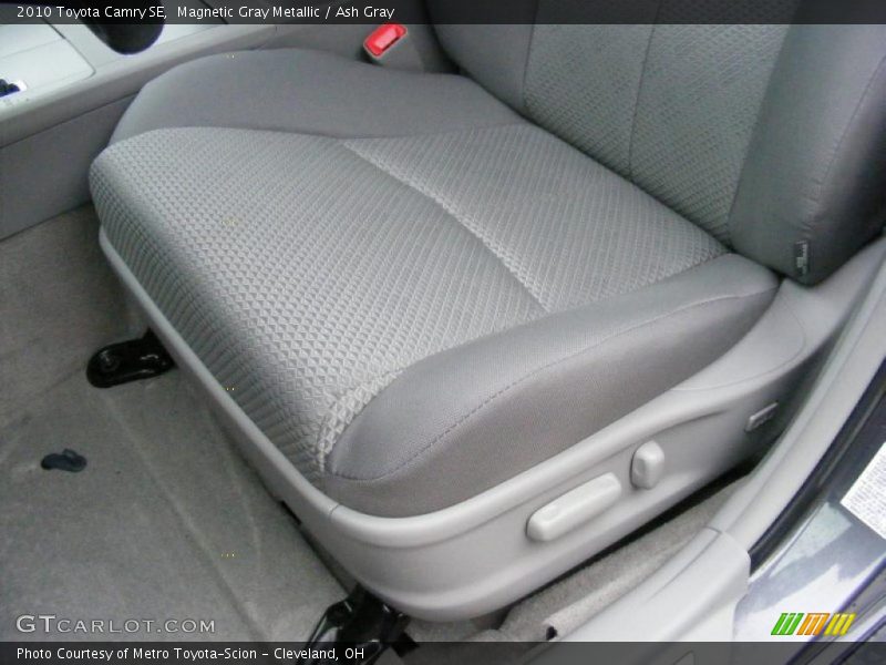 Magnetic Gray Metallic / Ash Gray 2010 Toyota Camry SE