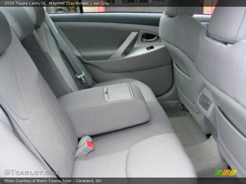 Magnetic Gray Metallic / Ash Gray 2010 Toyota Camry SE