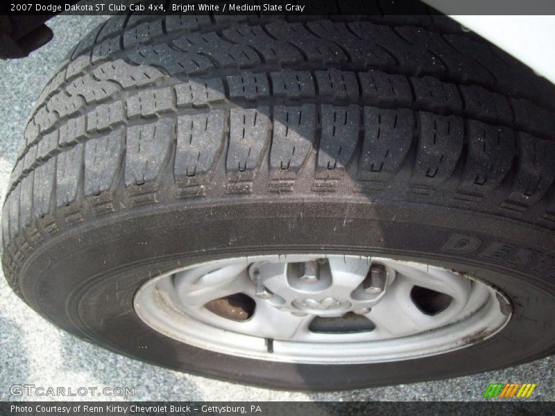 Bright White / Medium Slate Gray 2007 Dodge Dakota ST Club Cab 4x4