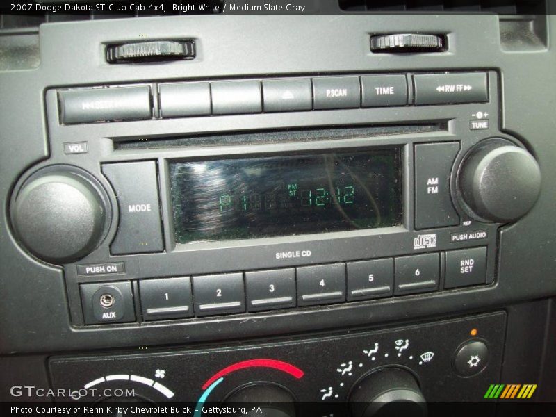 Bright White / Medium Slate Gray 2007 Dodge Dakota ST Club Cab 4x4