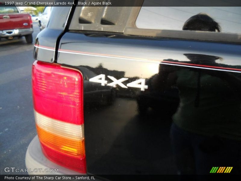 Black / Agate Black 1997 Jeep Grand Cherokee Laredo 4x4