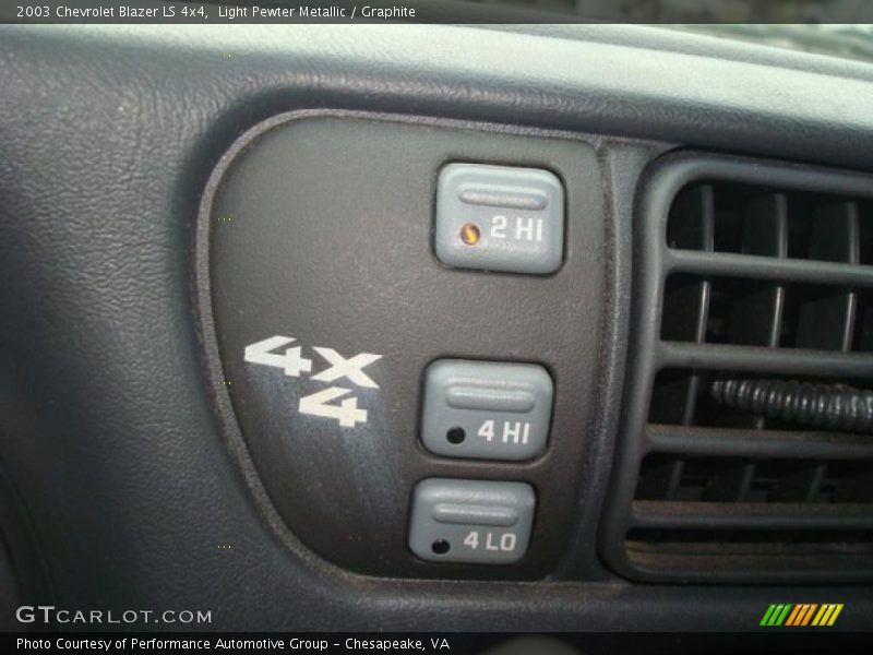 Light Pewter Metallic / Graphite 2003 Chevrolet Blazer LS 4x4
