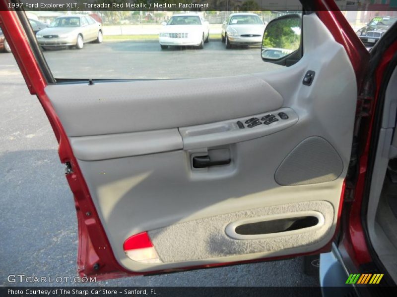 Toreador Red Metallic / Medium Parchment 1997 Ford Explorer XLT
