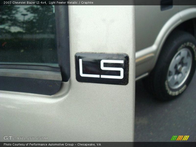 Light Pewter Metallic / Graphite 2003 Chevrolet Blazer LS 4x4