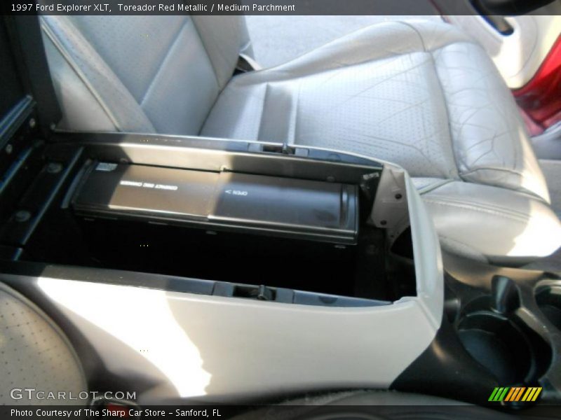 Toreador Red Metallic / Medium Parchment 1997 Ford Explorer XLT