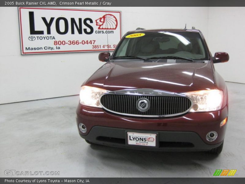 Crimson Pearl Metallic / Gray 2005 Buick Rainier CXL AWD