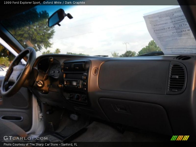Oxford White / Dark Graphite 1999 Ford Explorer Sport