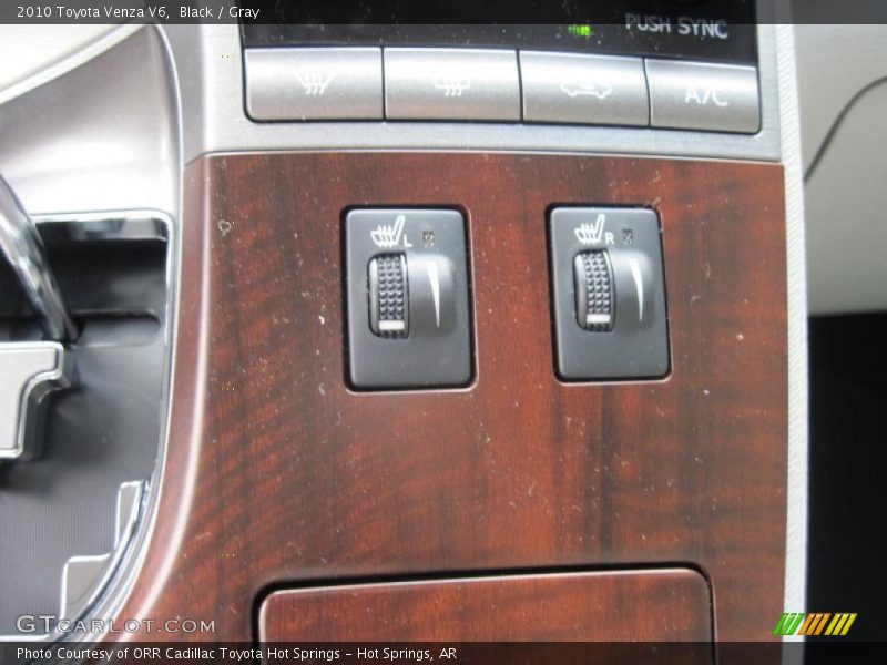 Black / Gray 2010 Toyota Venza V6