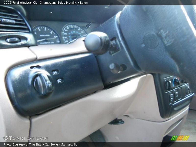 Champagne Beige Metallic / Beige 1996 Ford Windstar GL