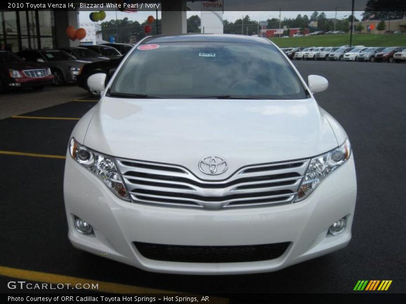 Blizzard White Pearl / Ivory 2010 Toyota Venza I4