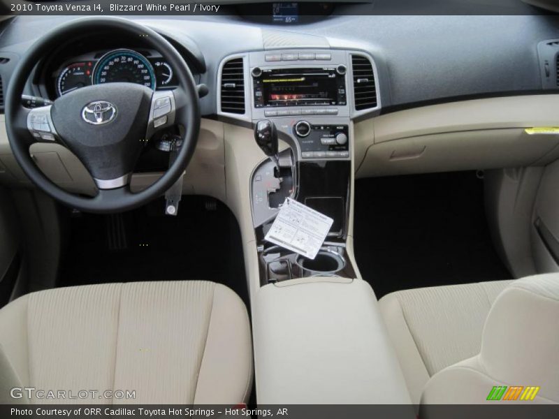 Blizzard White Pearl / Ivory 2010 Toyota Venza I4
