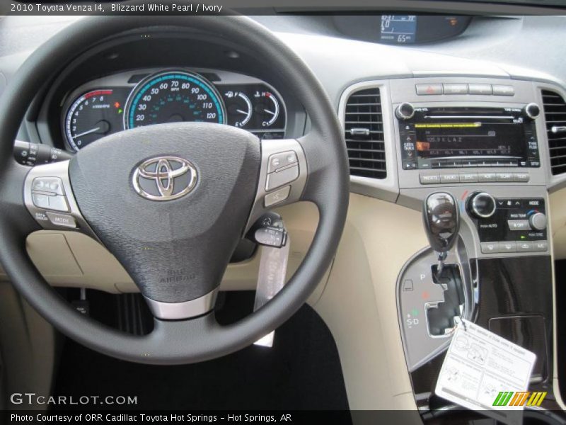 Blizzard White Pearl / Ivory 2010 Toyota Venza I4