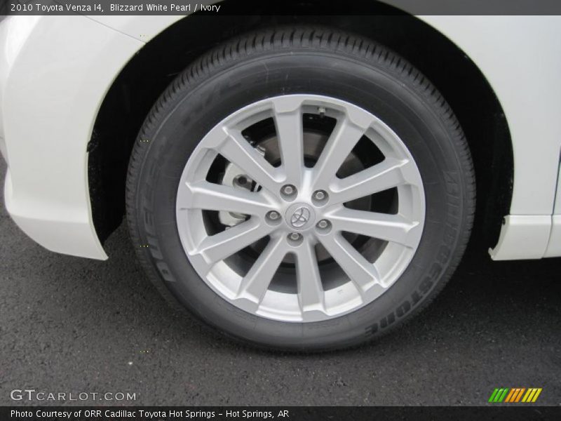 Blizzard White Pearl / Ivory 2010 Toyota Venza I4