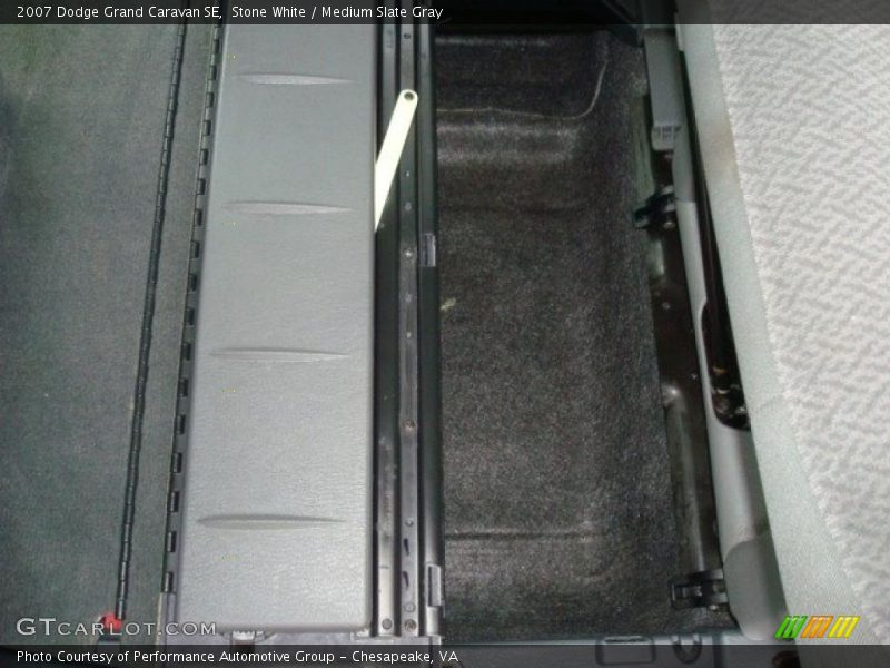 Stone White / Medium Slate Gray 2007 Dodge Grand Caravan SE