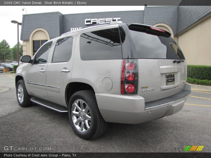 Silver Birch Metallic / Ebony 2009 GMC Yukon Denali