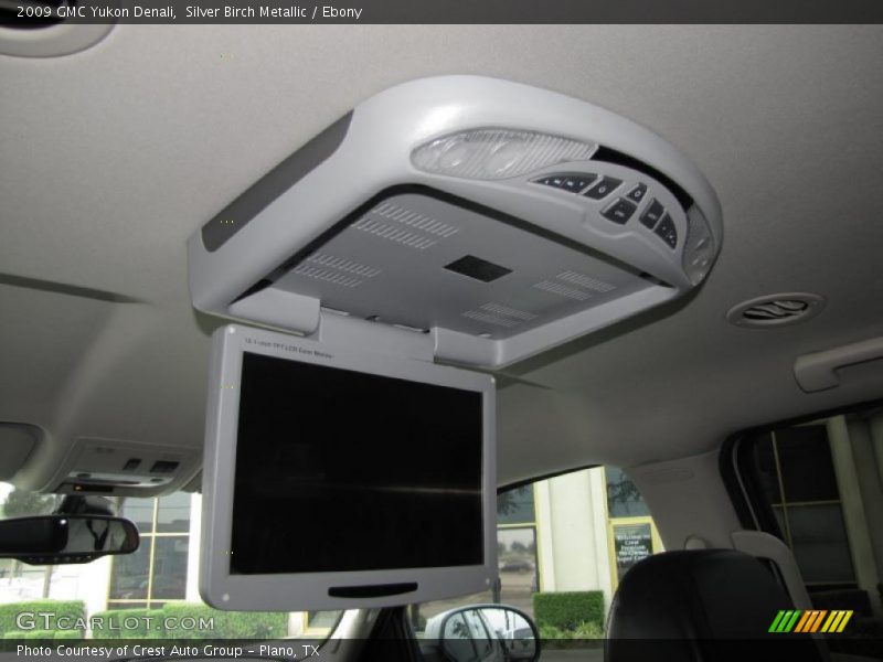 Silver Birch Metallic / Ebony 2009 GMC Yukon Denali
