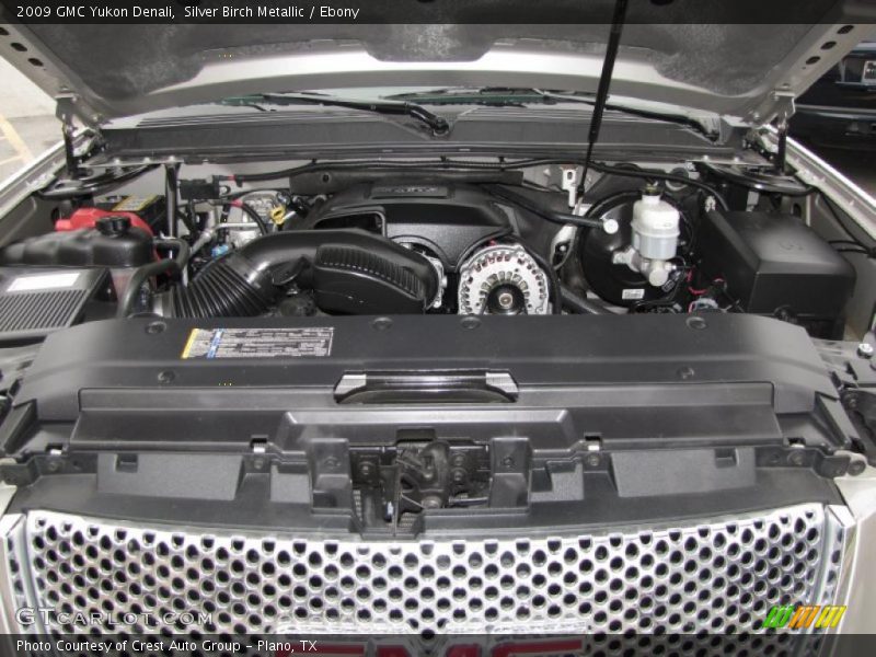 Silver Birch Metallic / Ebony 2009 GMC Yukon Denali