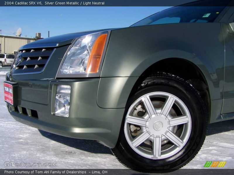 Silver Green Metallic / Light Neutral 2004 Cadillac SRX V6