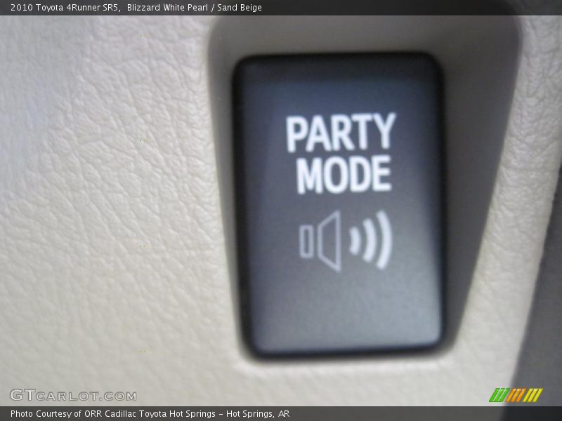 Blizzard White Pearl / Sand Beige 2010 Toyota 4Runner SR5