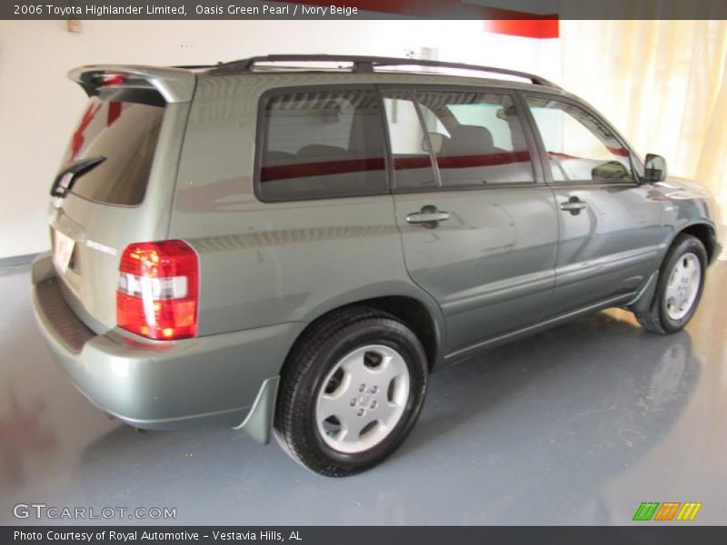 Oasis Green Pearl / Ivory Beige 2006 Toyota Highlander Limited