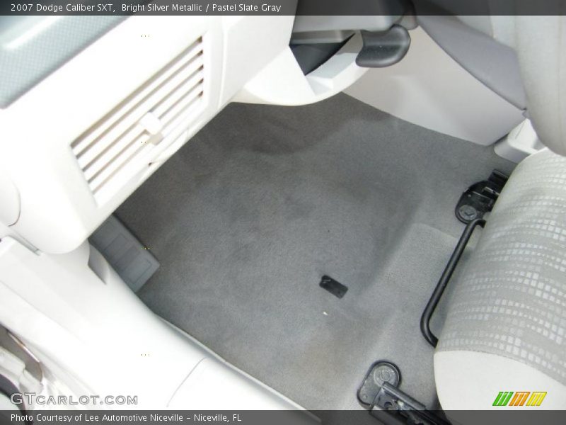 Bright Silver Metallic / Pastel Slate Gray 2007 Dodge Caliber SXT