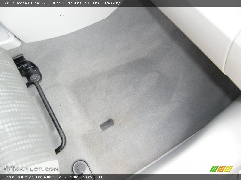 Bright Silver Metallic / Pastel Slate Gray 2007 Dodge Caliber SXT