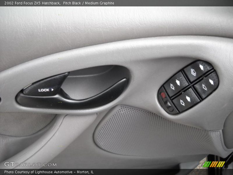 Pitch Black / Medium Graphite 2002 Ford Focus ZX5 Hatchback