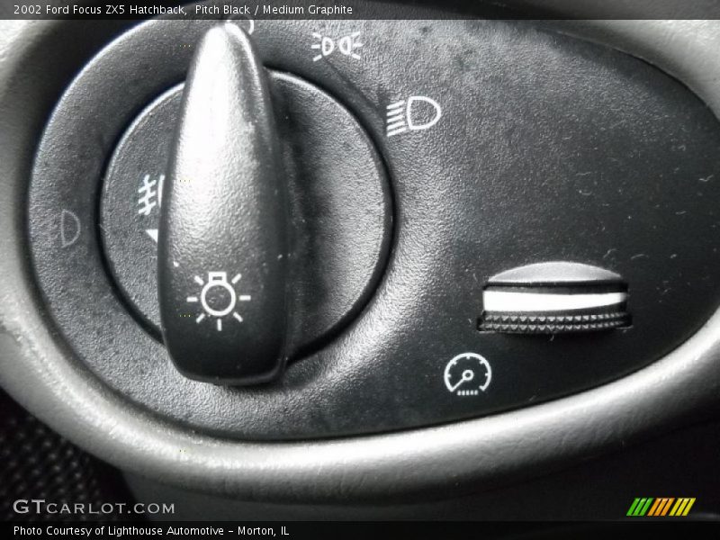 Pitch Black / Medium Graphite 2002 Ford Focus ZX5 Hatchback