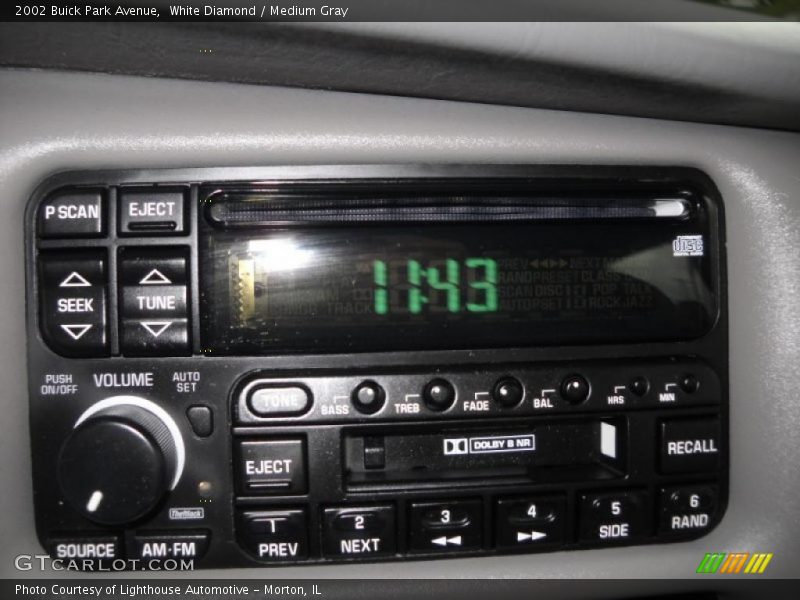 White Diamond / Medium Gray 2002 Buick Park Avenue