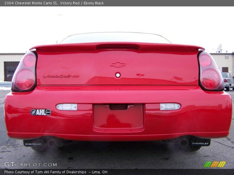 Victory Red / Ebony Black 2004 Chevrolet Monte Carlo SS