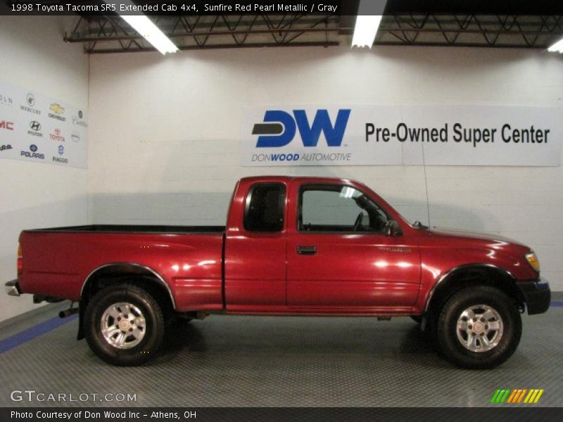 Sunfire Red Pearl Metallic / Gray 1998 Toyota Tacoma SR5 Extended Cab 4x4