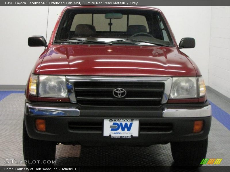 Sunfire Red Pearl Metallic / Gray 1998 Toyota Tacoma SR5 Extended Cab 4x4