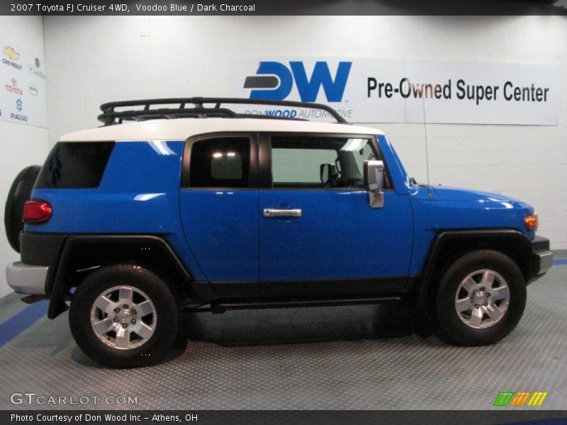 Voodoo Blue / Dark Charcoal 2007 Toyota FJ Cruiser 4WD