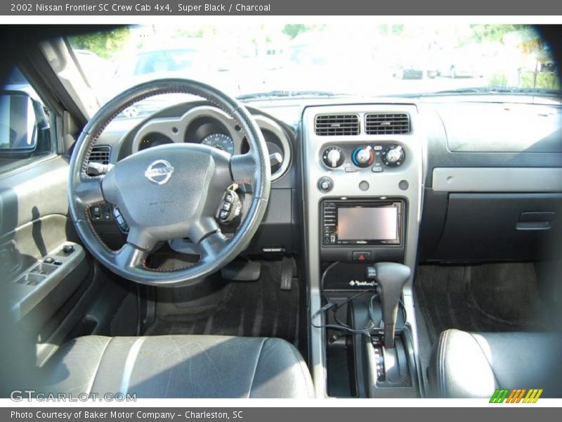 Super Black / Charcoal 2002 Nissan Frontier SC Crew Cab 4x4