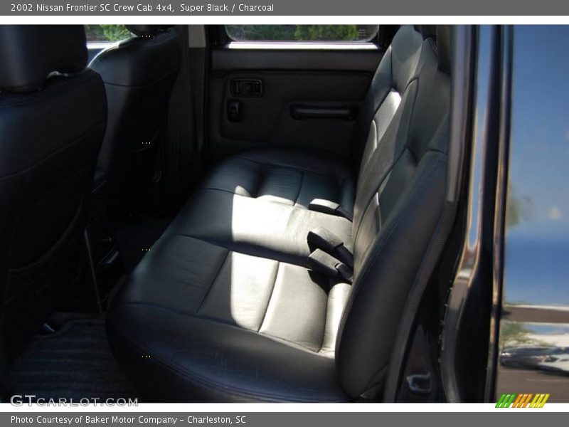 Super Black / Charcoal 2002 Nissan Frontier SC Crew Cab 4x4