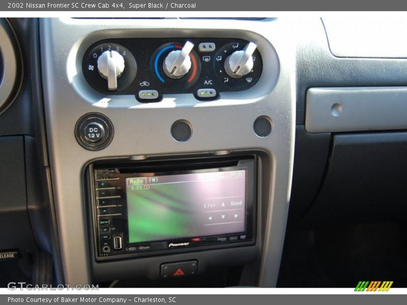 Super Black / Charcoal 2002 Nissan Frontier SC Crew Cab 4x4