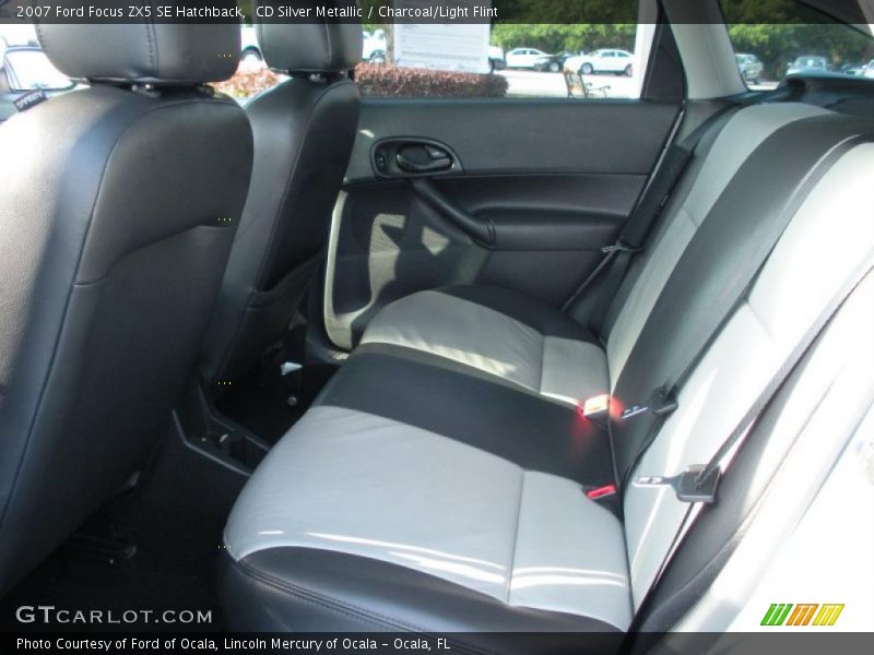 CD Silver Metallic / Charcoal/Light Flint 2007 Ford Focus ZX5 SE Hatchback