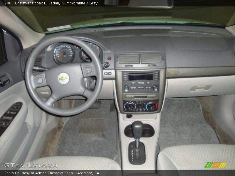 Summit White / Gray 2005 Chevrolet Cobalt LS Sedan